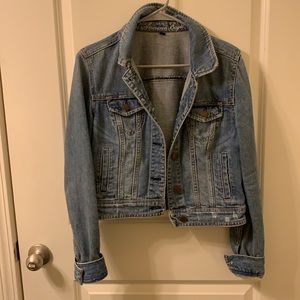 American Eagle Light Wash Jean Jacket
